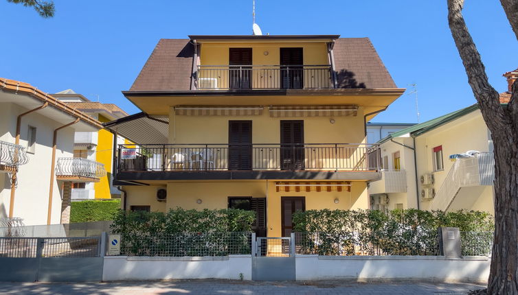 Foto 1 - Appartamento con 1 camera da letto a Lignano Sabbiadoro con terrazza e vista mare