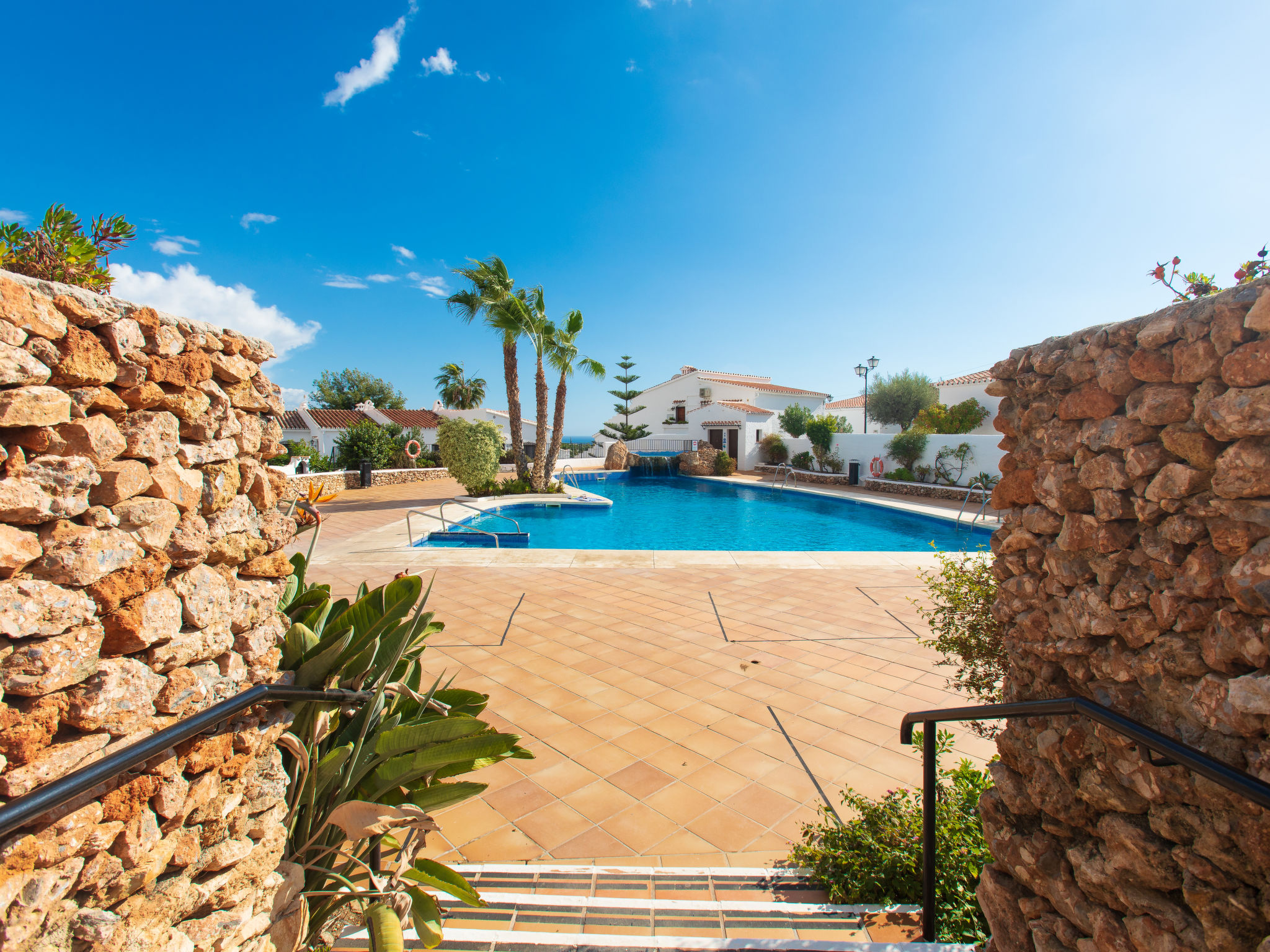 Photo 11 - Maison de 1 chambre à Nerja avec piscine et vues à la mer