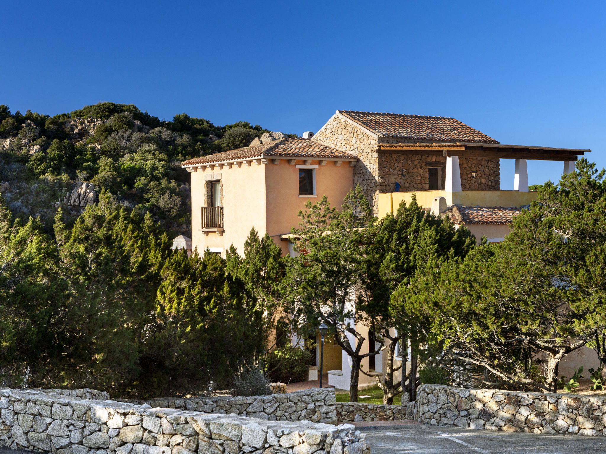 Foto 2 - Appartamento con 1 camera da letto a Arzachena con piscina e vista mare