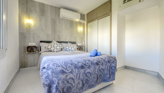 2 bedroom Apartment in Roses with terrace - Photo 4