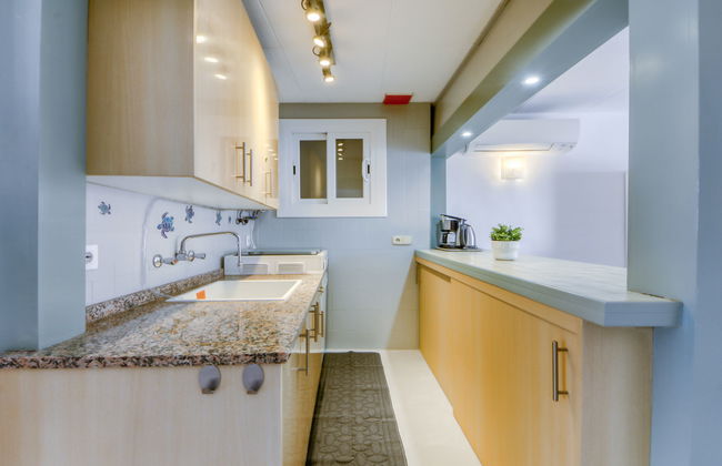 2 bedroom Apartment in Roses with terrace - Photo 11