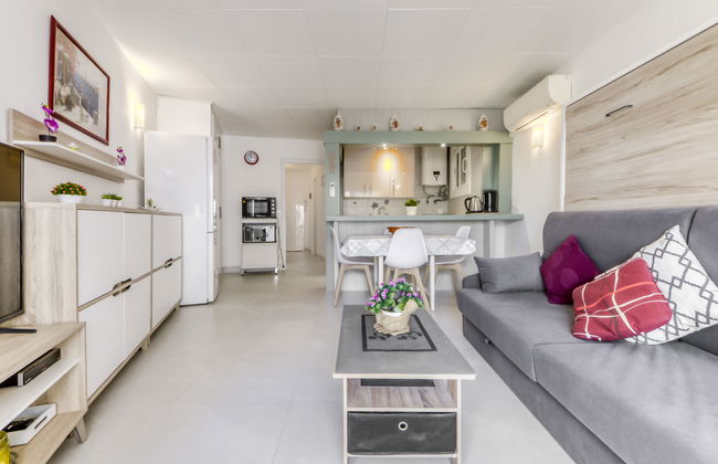 2 bedroom Apartment in Roses with terrace - Photo 8