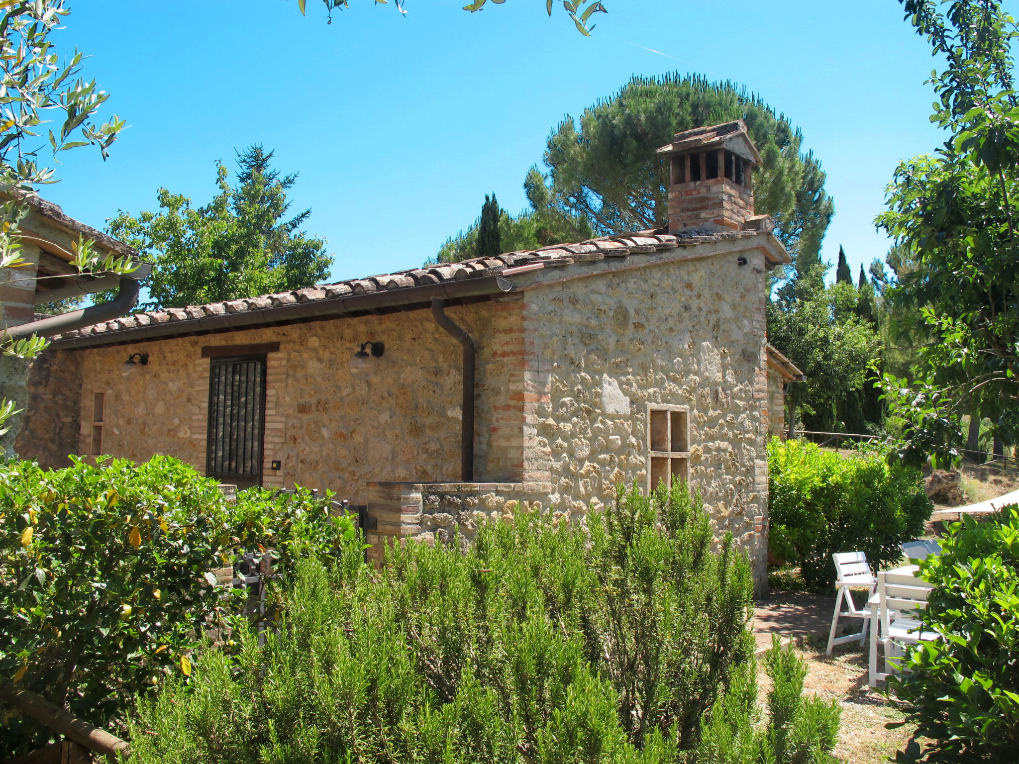 Foto 8 - Casa de 1 quarto em Poggibonsi com piscina e jardim