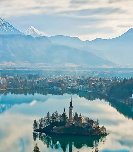 Foto de Excursión privada de día completo a la ciudad de Liubliana y al lago Bled desde Portorož/Piran