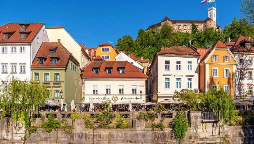 Private Full Day Tour to Ljubljana City and Lake Bled from Portorož/Piran - Foto 2