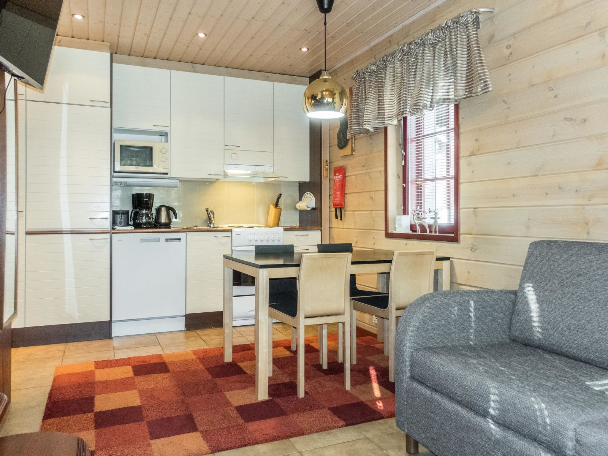 Foto 3 - Casa de 1 habitación en Kittilä con sauna y vistas a la montaña