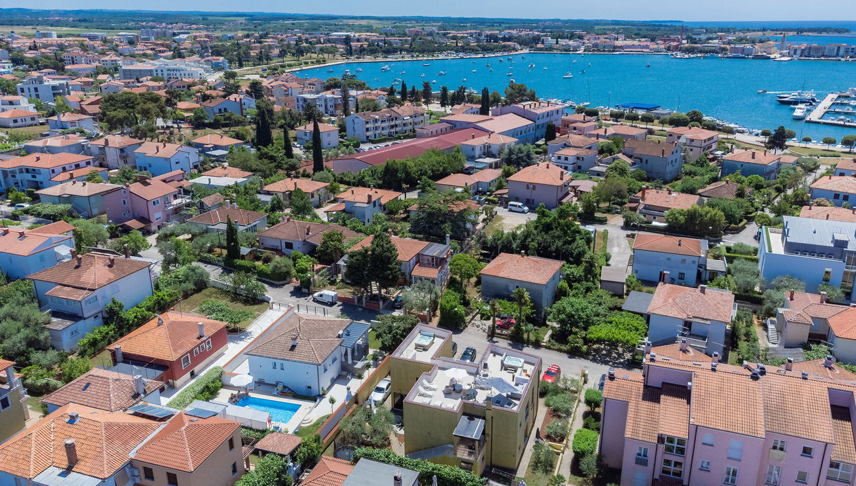 Apartment mit 3 Schlafzimmern in Umag mit schwimmbad und garten - Foto 1