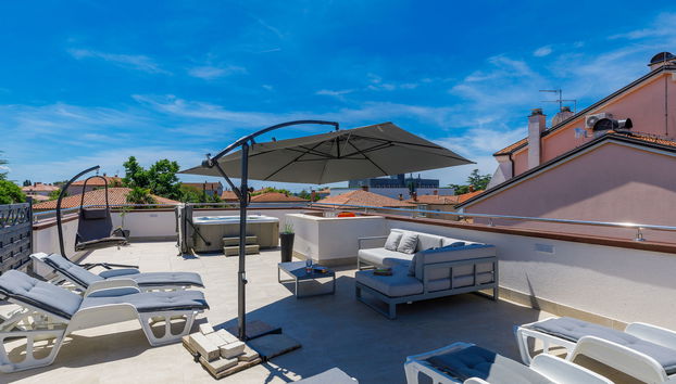 Apartamento de 3 quartos em Umag com piscina privada e jardim - Foto 5