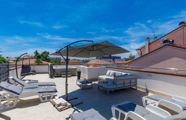 Apartamento de 3 quartos em Umag com piscina privada e jardim - Foto 5
