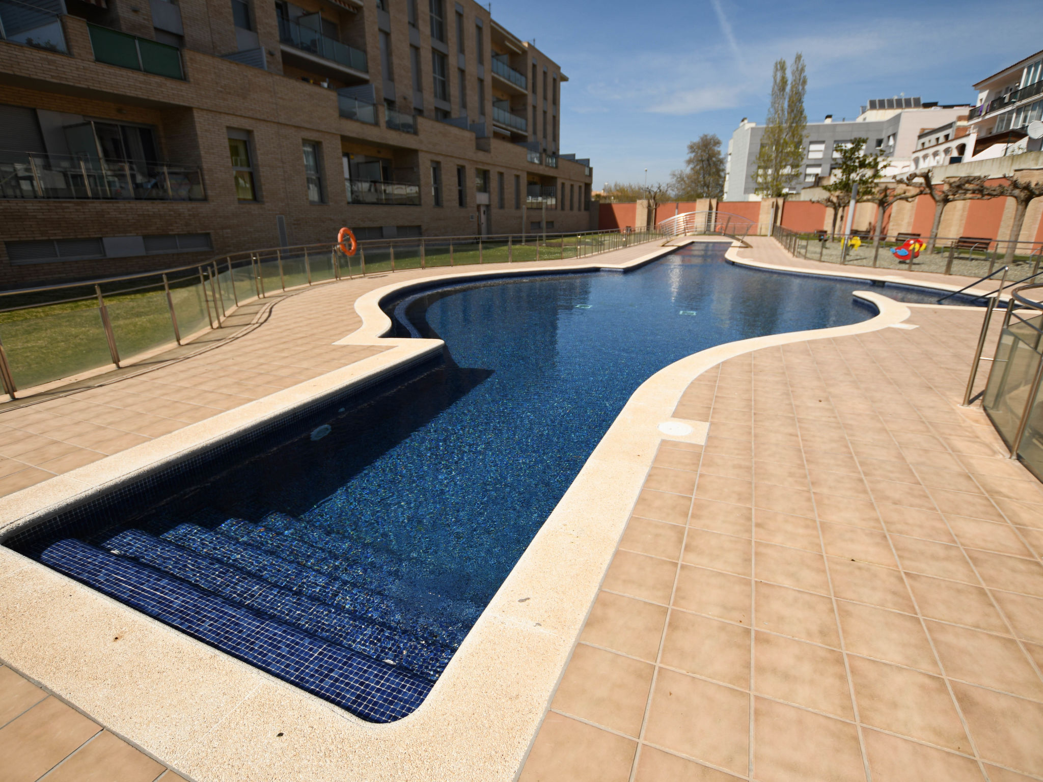Foto 1 - Apartment mit 2 Schlafzimmern in Castelló d'Empúries mit schwimmbad und blick aufs meer