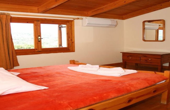 Pythos Studios & Appartments - Photo 4
