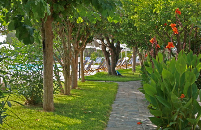 Pythos Studios & Appartments - Photo 2