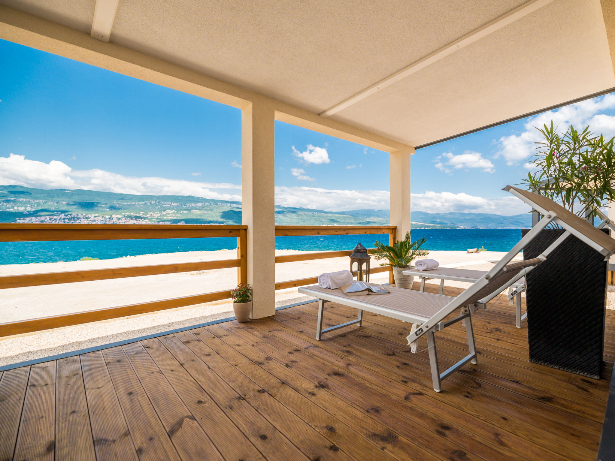 Photo 1 - Maison de 2 chambres à Dobrinj avec terrasse et vues à la mer