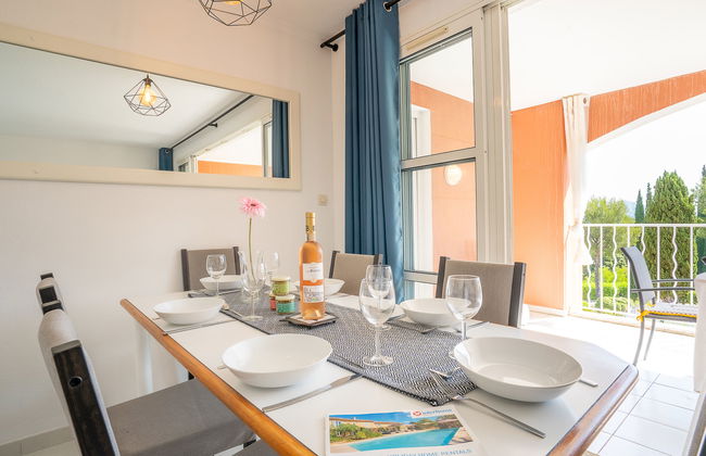 Apartment mit 2 Schlafzimmern in Saint-Raphaël mit schwimmbad und garten - Foto 9
