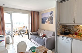 Photo 2 - Appartement de 1 chambre à Saint-Raphaël avec piscine et vues à la mer