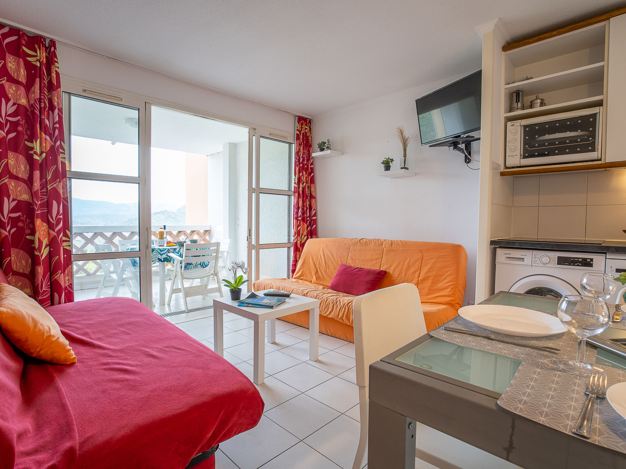 Foto 1 - Appartamento con 1 camera da letto a Saint-Raphaël con piscina e vista mare