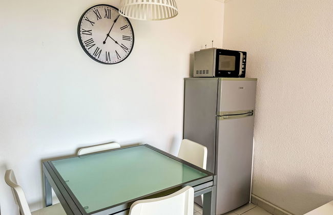 Apartamento de 1 quarto em Saint-Raphaël com piscina e jardim - Foto 13