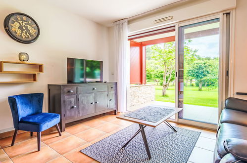 Photo 9 - 2 bedroom Apartment in Saint-Jean-de-Luz with swimming pool and garden