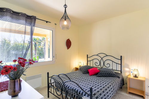 Foto 5 - Apartamento de 1 quarto em Plougonvelin com jardim e vistas do mar