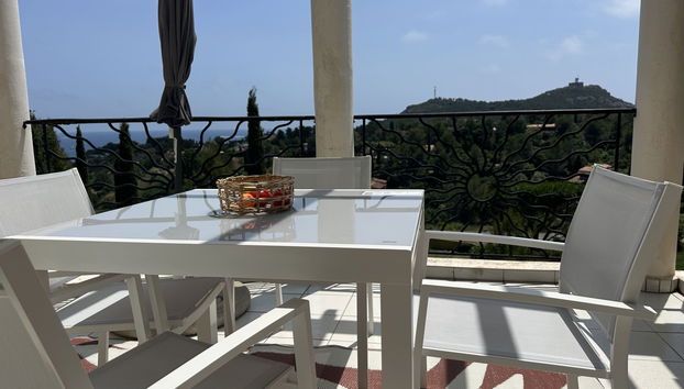 Apartment mit 1 Schlafzimmer in Saint-Raphaël mit schwimmbad und garten - Foto 5