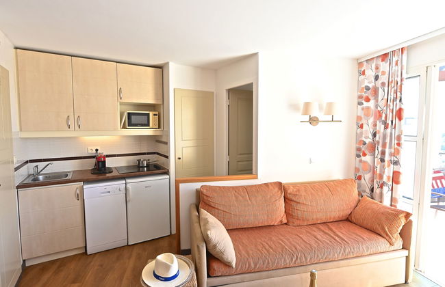 Apartamento de 1 quarto em Saint-Raphaël com piscina e jardim - Foto 15