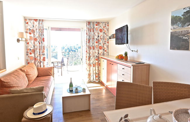 Apartamento de 1 quarto em Saint-Raphaël com piscina e jardim - Foto 6