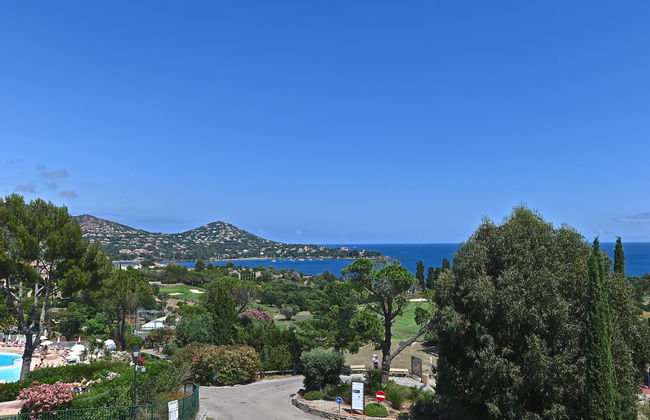 Apartamento de 1 quarto em Saint-Raphaël com piscina e jardim - Foto 11
