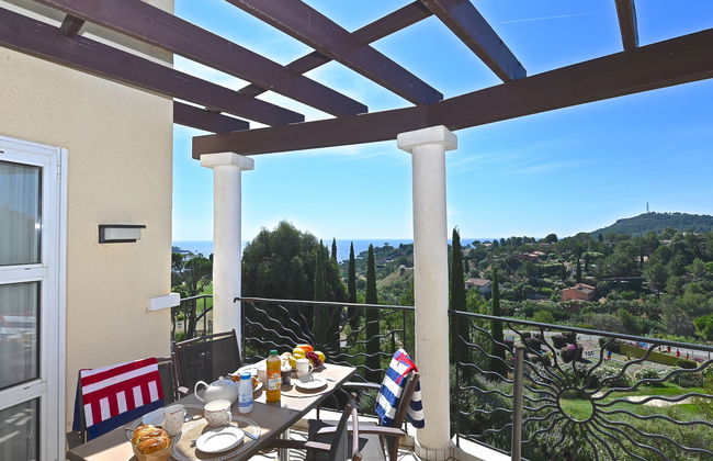 Apartamento de 1 quarto em Saint-Raphaël com piscina e jardim - Foto 12