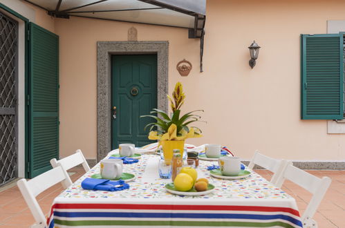 Foto 2 - Casa de 4 quartos em Sutri com piscina privada e jardim