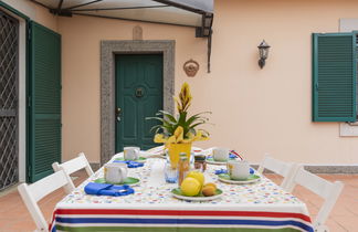 Foto 2 - Casa de 4 quartos em Sutri com piscina privada e jardim