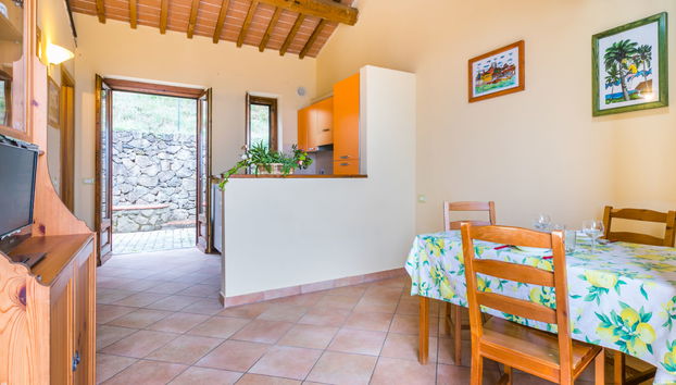 Apartment mit 1 Schlafzimmer in Lamporecchio mit schwimmbad und garten - Foto 4