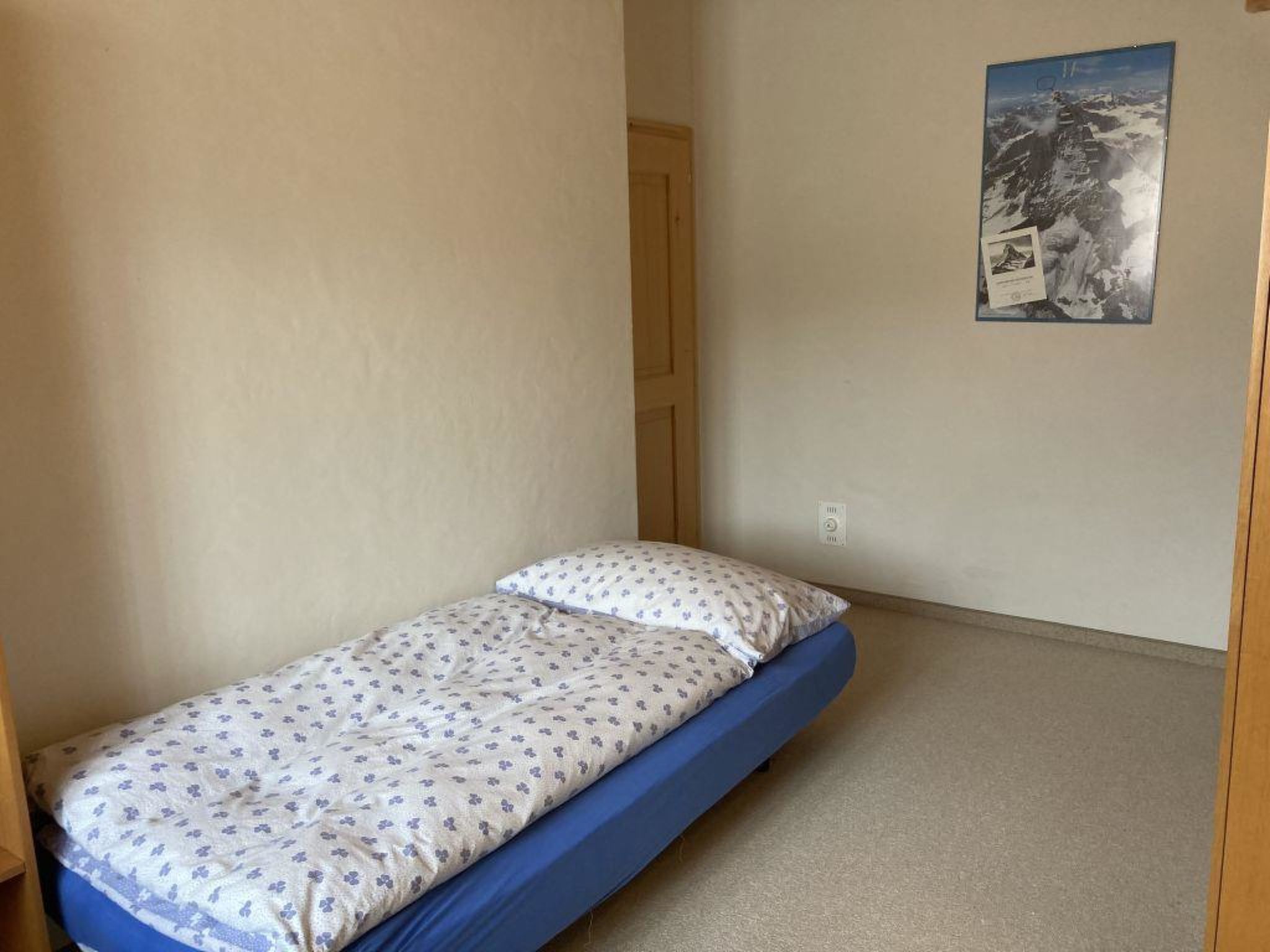Foto 22 - Appartamento con 4 camere da letto a Saanen