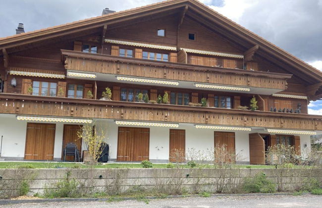 Apartamento de 4 quartos em Saanen - Foto 1