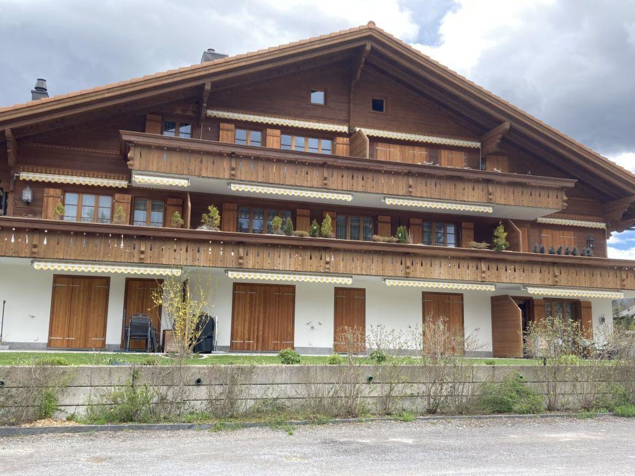 Photo 1 - 4 bedroom Apartment in Saanen