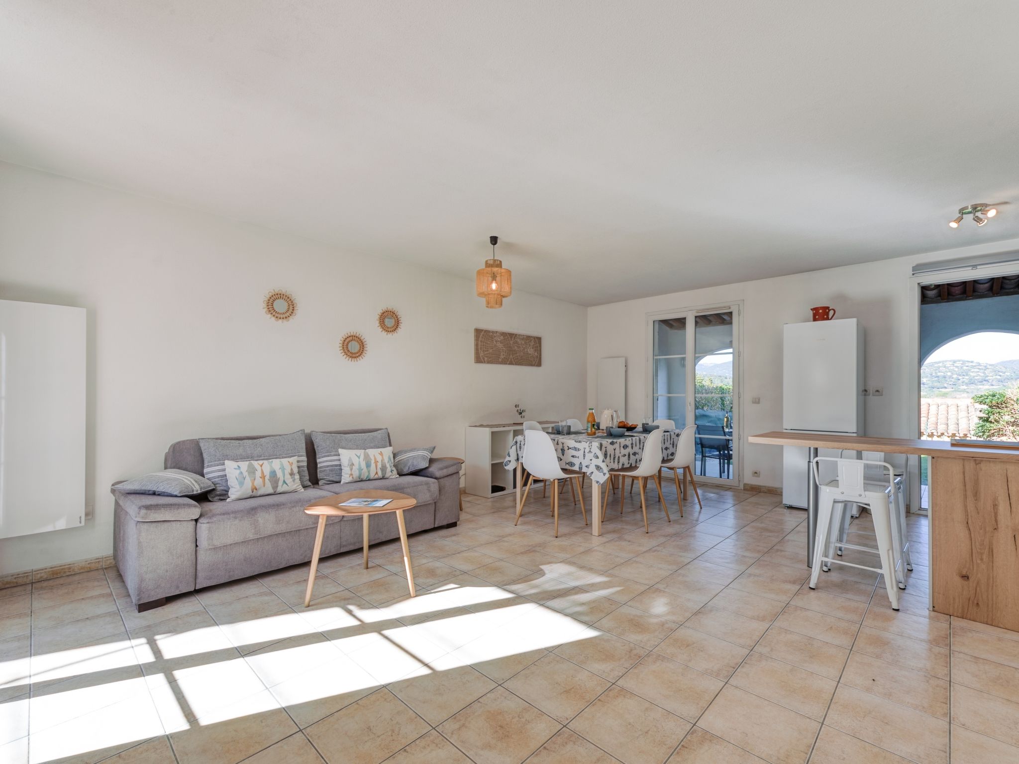 Photo 3 - Maison de 2 chambres à Cogolin avec piscine et vues à la mer