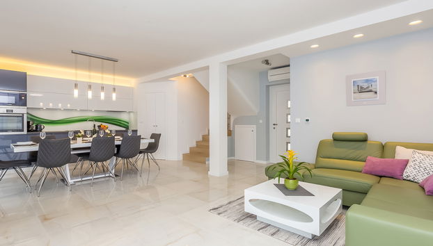 Casa de 4 quartos em Malinska-Dubašnica com piscina privada e jardim - Foto 5