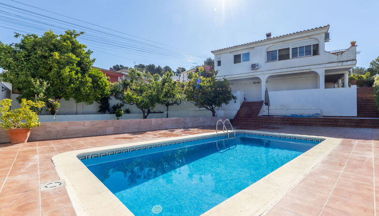 Foto 1 - Casa de 3 habitaciones en La Pobla de Montornès con piscina privada y jardín