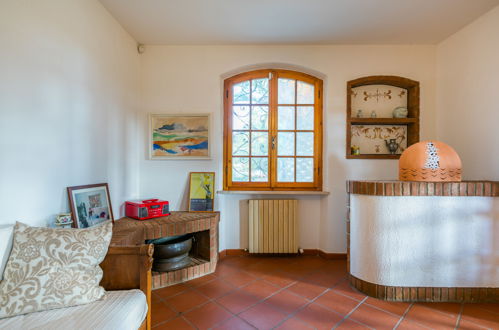 Foto 6 - Apartamento de 2 quartos em Casale Marittimo com jardim e vistas do mar