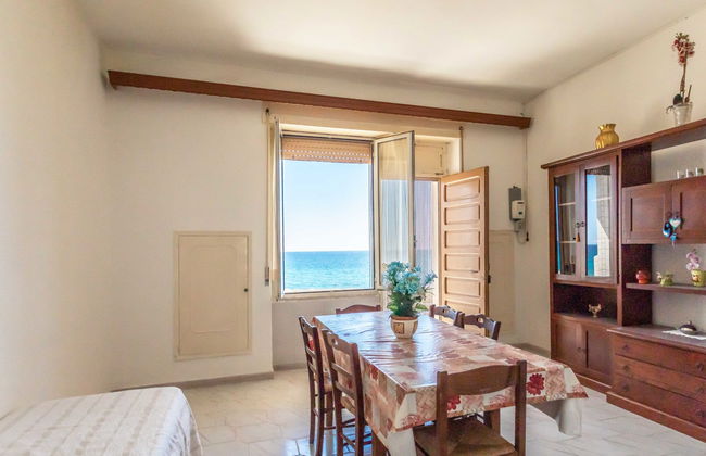 Casa de 3 quartos em Taviano com jardim - Foto 4