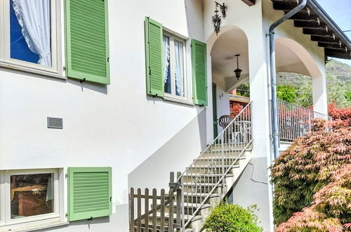 Foto 2 - Appartamento con 2 camere da letto a Mergozzo con giardino e terrazza
