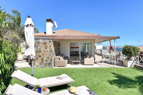 Photo 1 - Maison de 3 chambres à San Bartolomé de Tirajana avec piscine et jardin