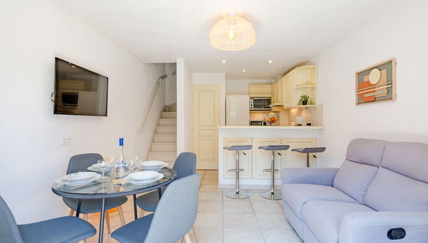 Apartment mit 1 Schlafzimmer in Sainte-Maxime mit schwimmbad und terrasse - Foto 2