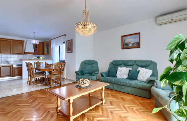 Casa de 4 quartos em Barban com piscina privada e jardim - Foto 9