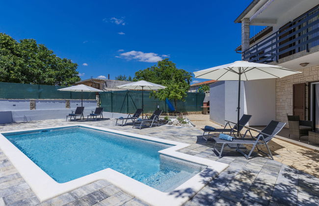 Casa de 4 quartos em Barban com piscina privada e jardim - Foto 27