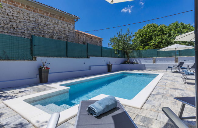 Casa de 4 quartos em Barban com piscina privada e jardim - Foto 18