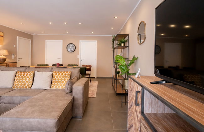 Philemon with parking - Foto 13