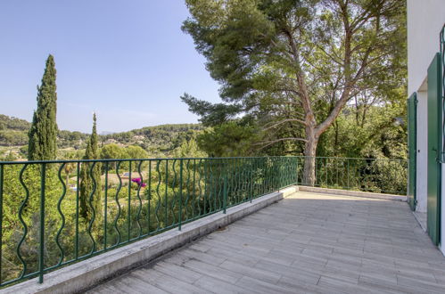 Photo 21 - Maison de 3 chambres à Saint-Cyr-sur-Mer avec jardin et terrasse