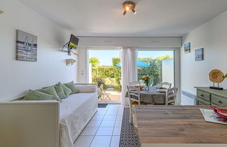 Foto 2 - Appartamento con 1 camera da letto a Carnac con terrazza e vista mare