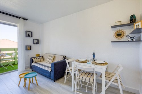 Foto 5 - Apartamento de 1 quarto em Narbonne com vistas do mar