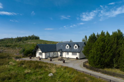 Photo 31 - 3 bedroom House in Inverness with garden and mountain view